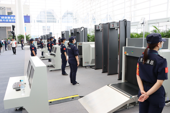天津国展首展安检安保（一）